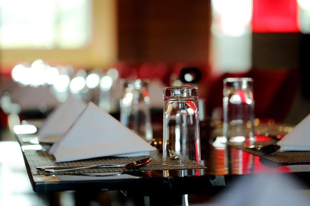 Hotel Kasturi Orchid Pāl Eksteriør billede